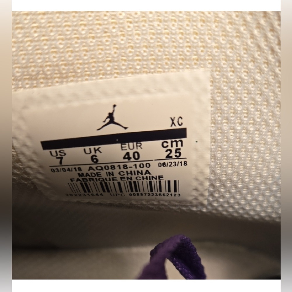 Off-White x Nike White and Purple High-Top Sneakers size 7 ππ₯ - Picture 4 of 13